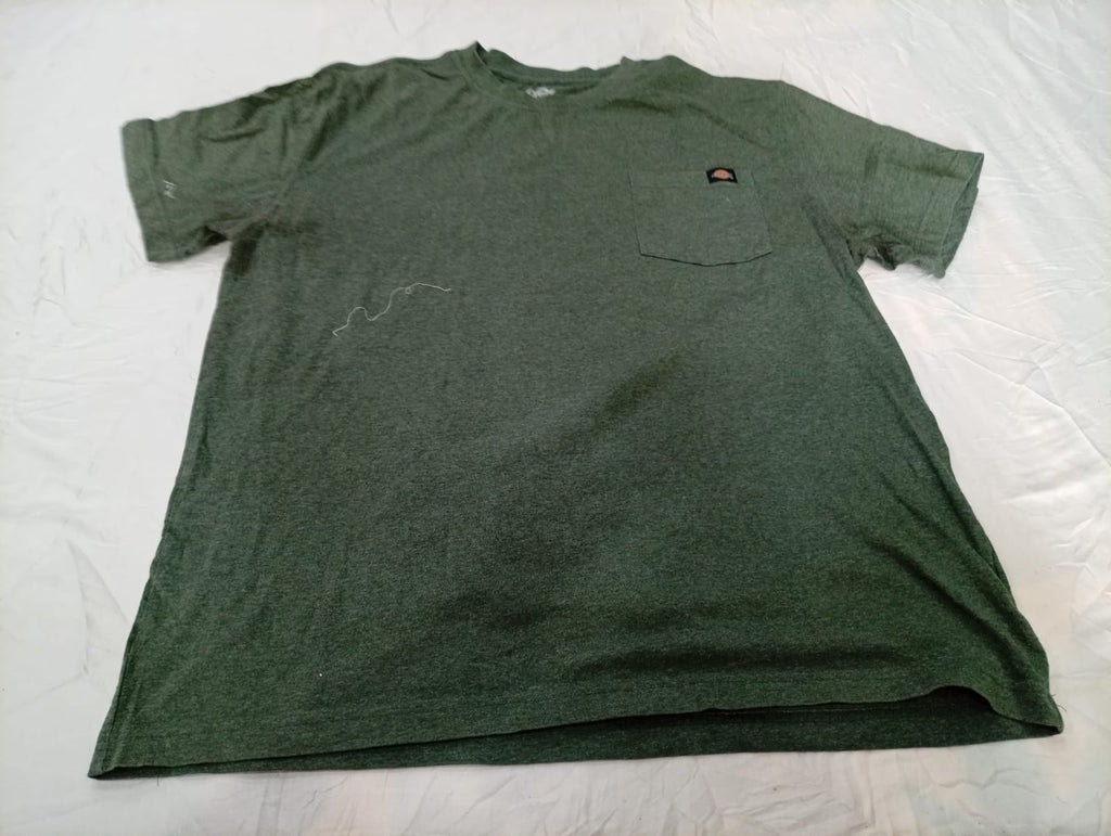 Vintage Dickies T-Shirts Bundle in mixed sizes and colours. Grade B/C.