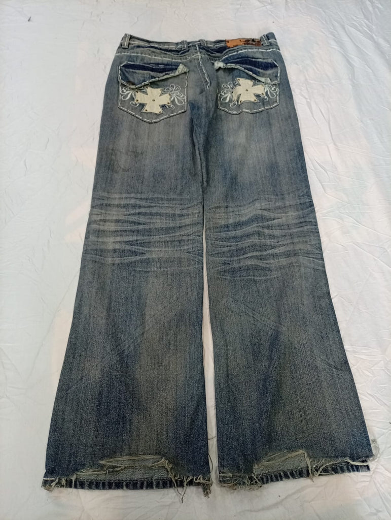 Vintage Designer Men Jeans Bundle in mixed sizes and colours. Grade B/C.