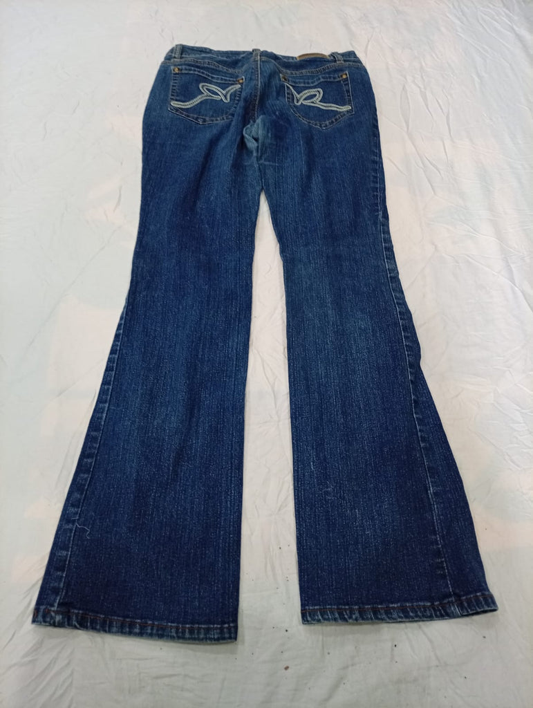 Vintage Designer Women Jeans Bundle in mixed sizes and colours. Grade B/C.