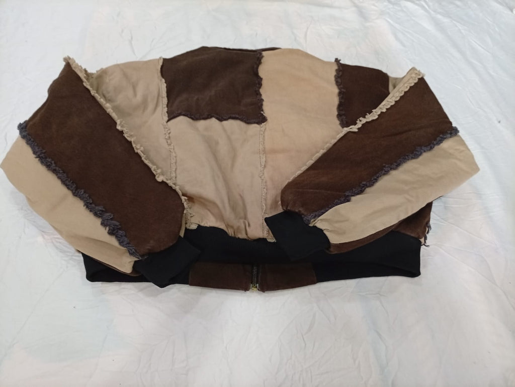 Upcycled Carhartt Crop Jackets Bundle  in mixed sizes and colours, Grade A/B/C.