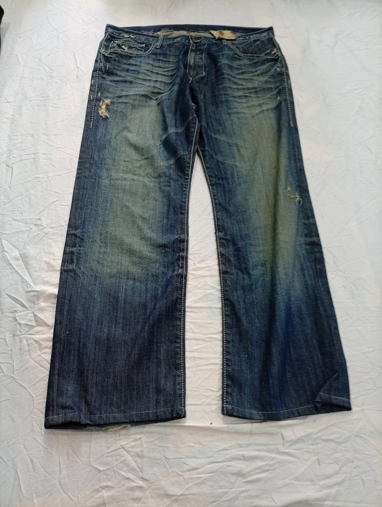 Vintage Designer Men Jeans Bundle  in mixed sizes and colours, Grade B/C.