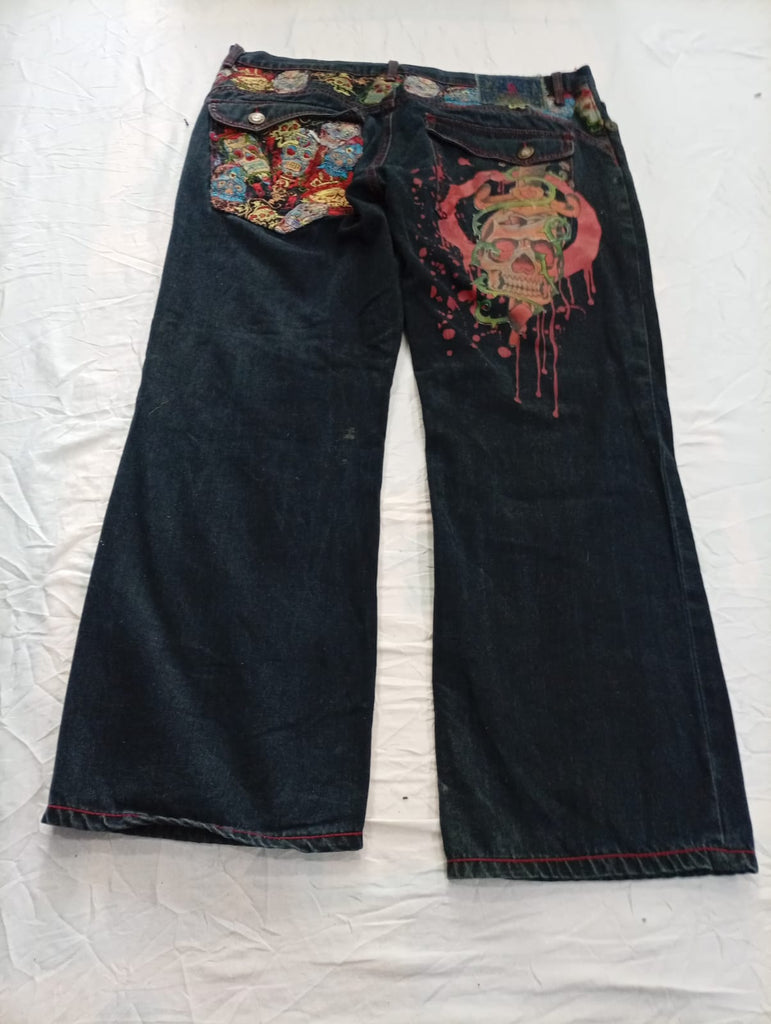 Vintage Designer Men Jeans Bundle  in mixed sizes and colours, Grade B/C.