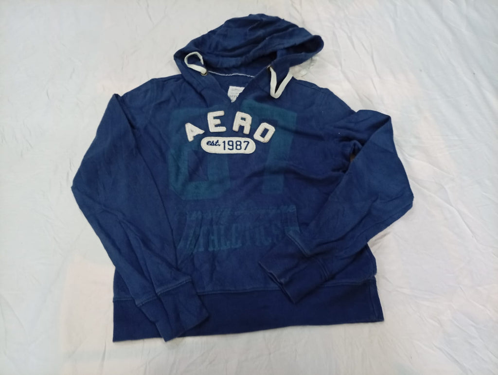 Vintage Mix Branded Hoodies Bundle in mixed sizes and colours. Grade A/B/C.