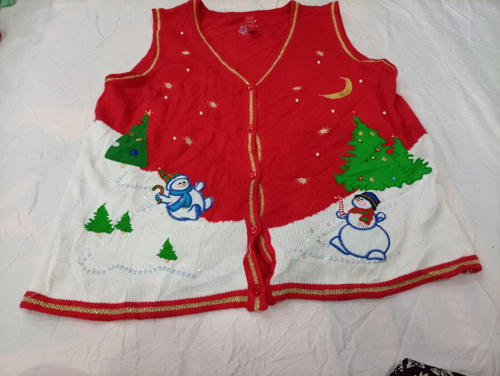 Christmas Sweaters Bundle in mixed sizes and colours. Grade A/B.