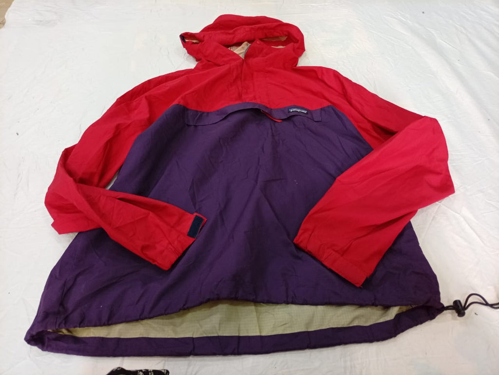 Vintage Patagonia Mix Bundle  in mixed sizes and colours, Grade A/B/C.