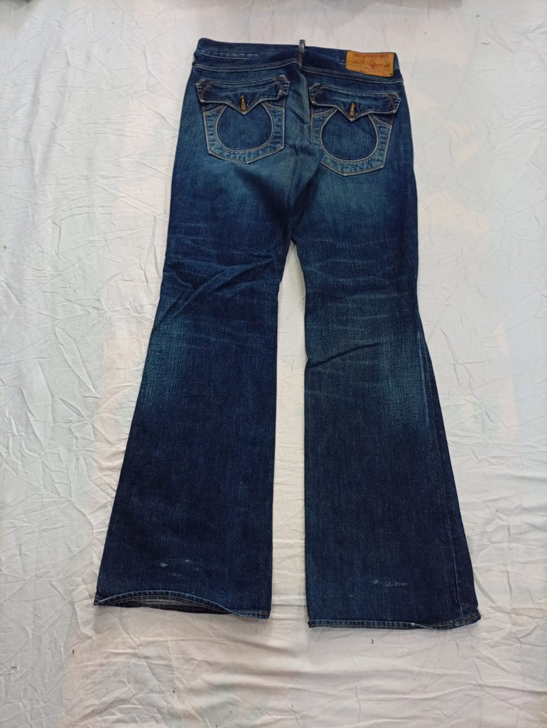 Vintage True Religion Men Jeans Bundle  in mixed sizes and colours, Grade B/C.