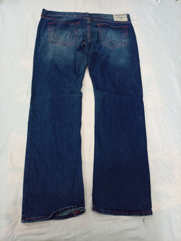 Vintage True Religion Men Jeans Bundle  in mixed sizes and colours, Grade B/C.