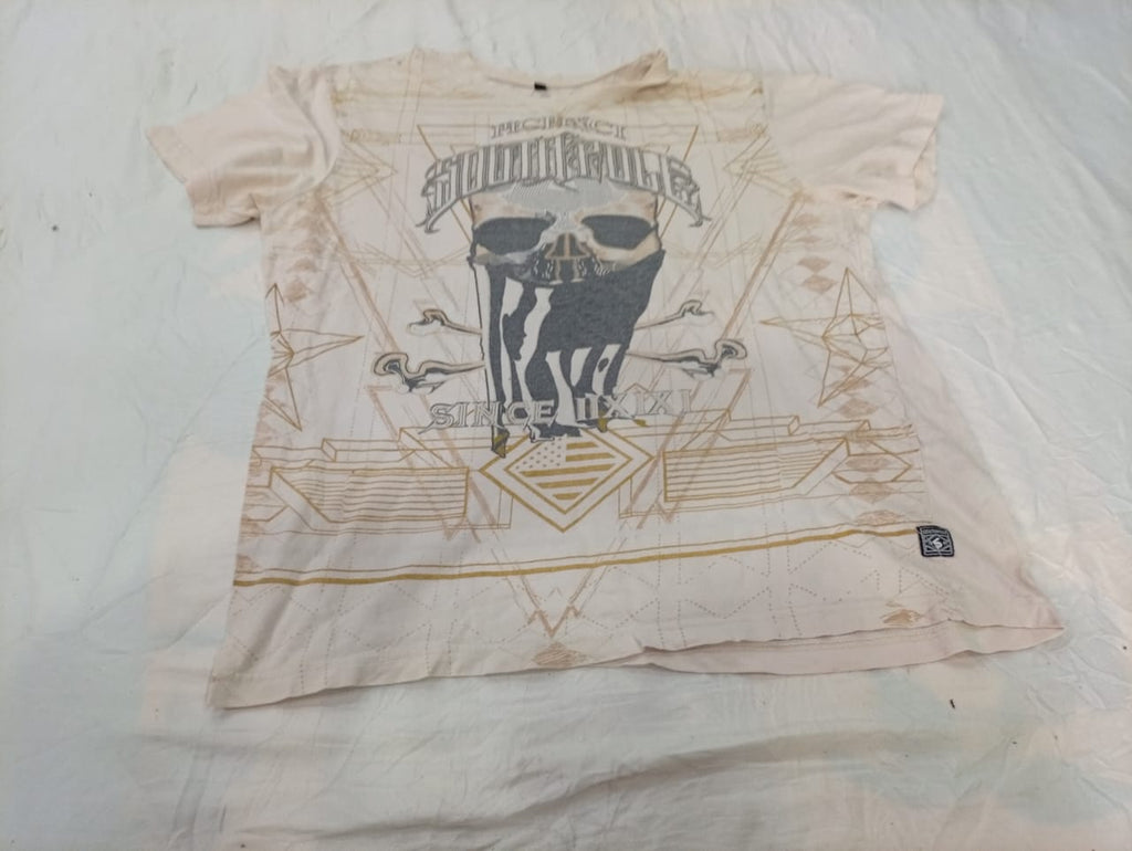 Vintage Designer T-Shirts Bundle in mixed sizes and colours. Grade B/C.