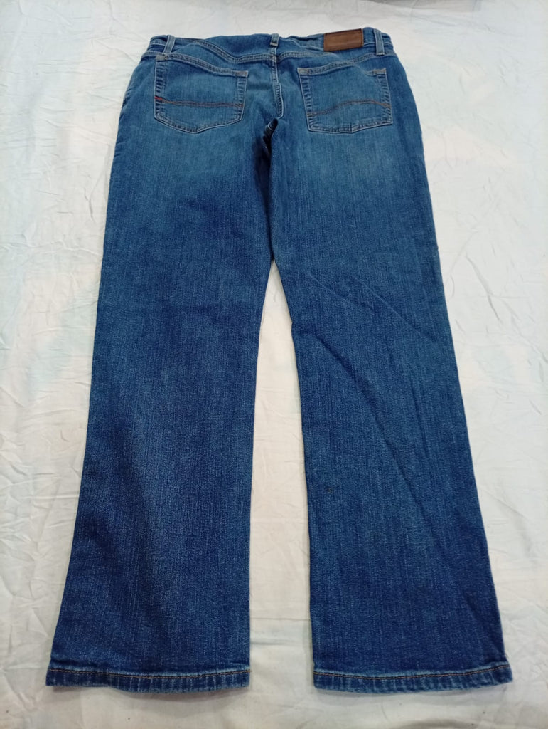 Vintage Tommy Hilfiger and Polo Jeans  in mixed sizes and colours, Grade A/B/C.