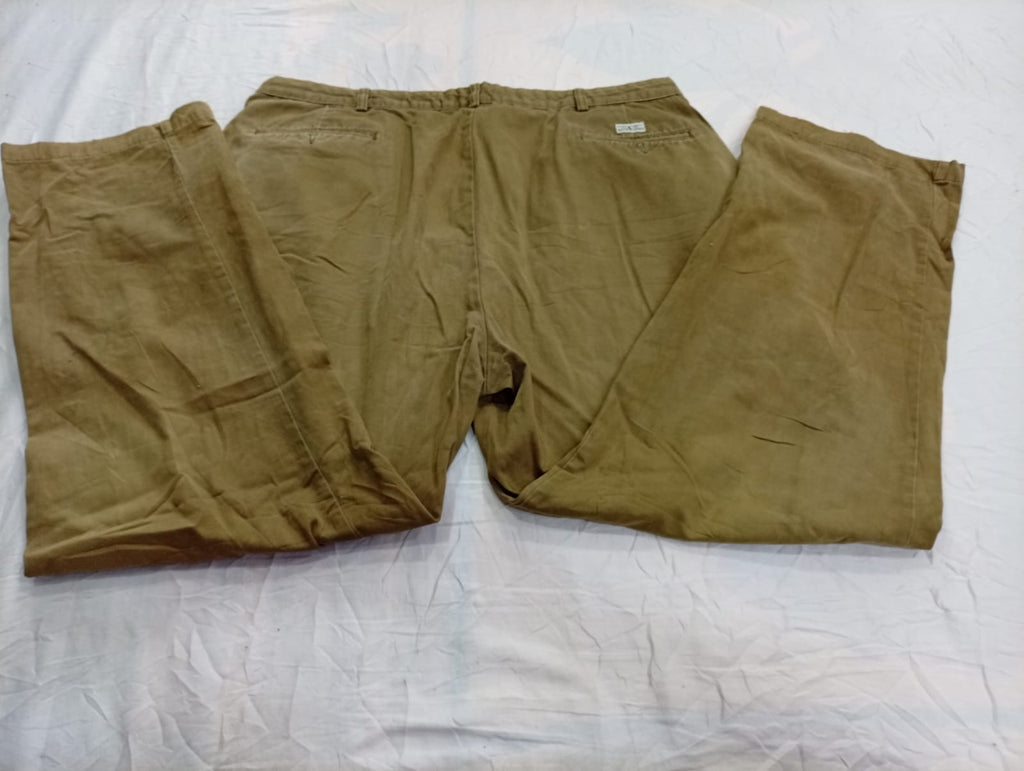 Vintage Tommy Hilfiger and Polo Jeans  in mixed sizes and colours, Grade A/B/C.