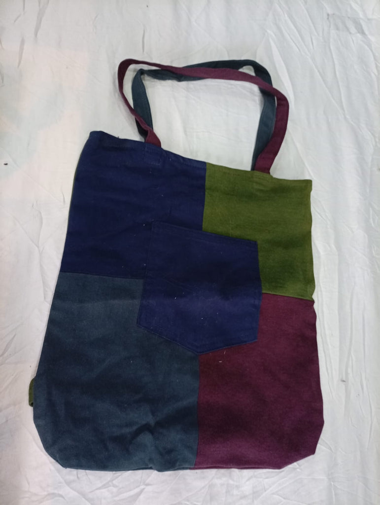 Upcycled Carhartt Bags Bundle  in mixed sizes and colours, Grade A/B/C.
