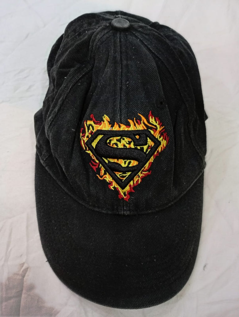 Vintage Mix Branded Caps Bundle  in mixed sizes and colours, Grade A/B/C.