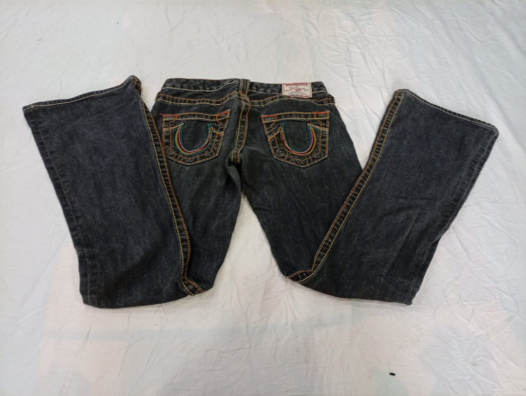 Vintage True Religion Flare and Straight Jeans  in mixed sizes and colours, Grade B/C.