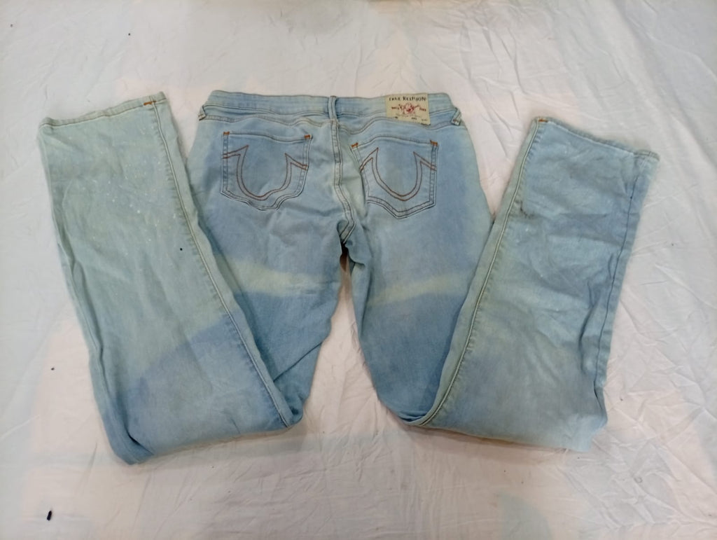 Vintage True Religion Flare and Straight Jeans  in mixed sizes and colours, Grade B/C.