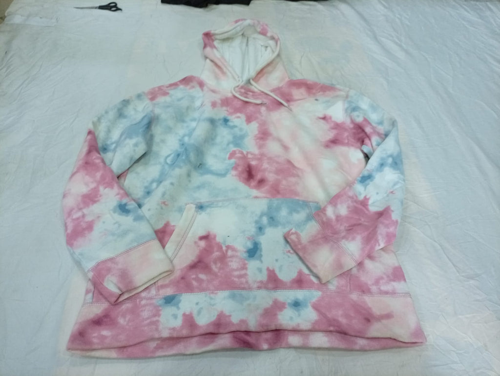 Vintage Mix Branded Hoodies Bundle in mixed sizes and colours, Grade B/C.