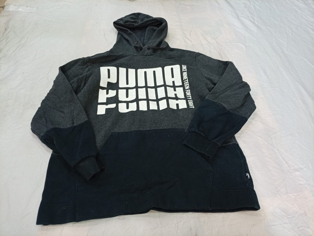 Vintage Mix Branded Hoodies Bundle in mixed sizes and colours, Grade B/C.