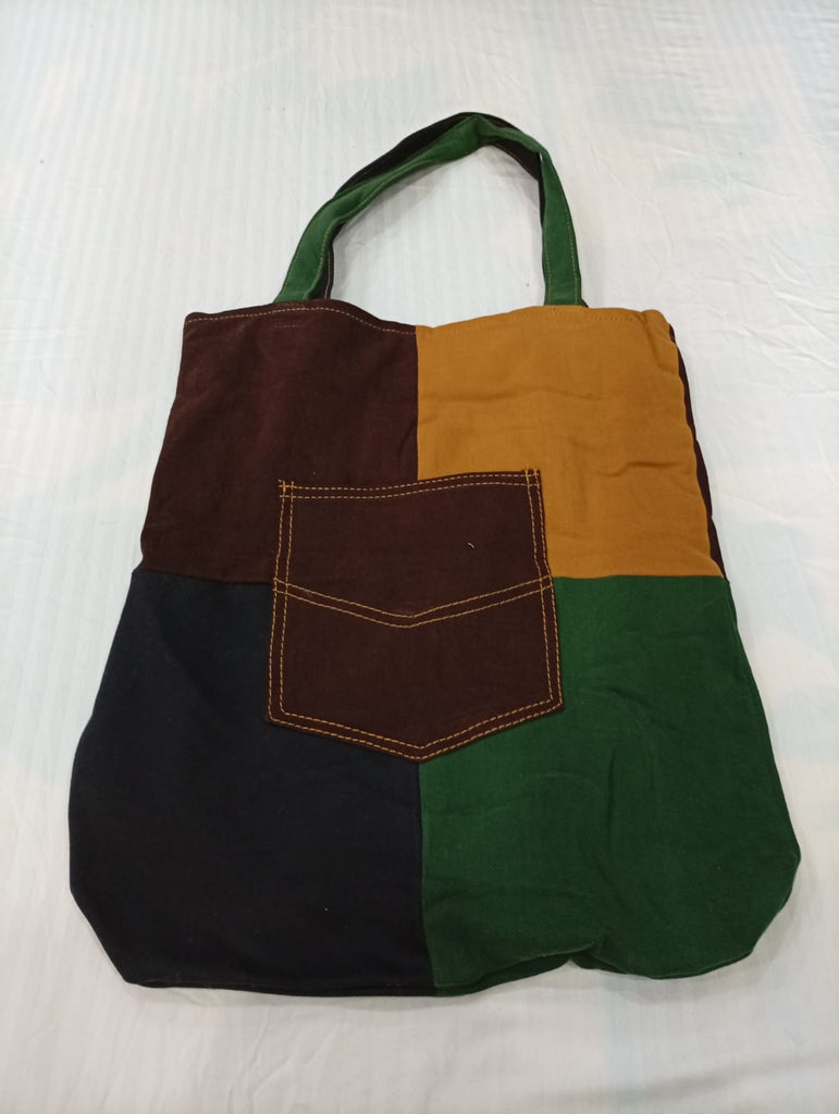 Upcycled Carhartt Bags Bundle in mixed sizes and colours. Grade A/B/C.