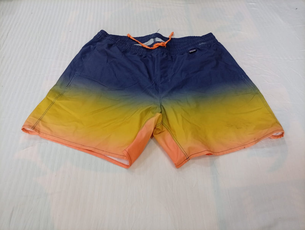 Vintage Patagonia Shorts Bundle in mixed sizes and colours. Grade A/B/C.