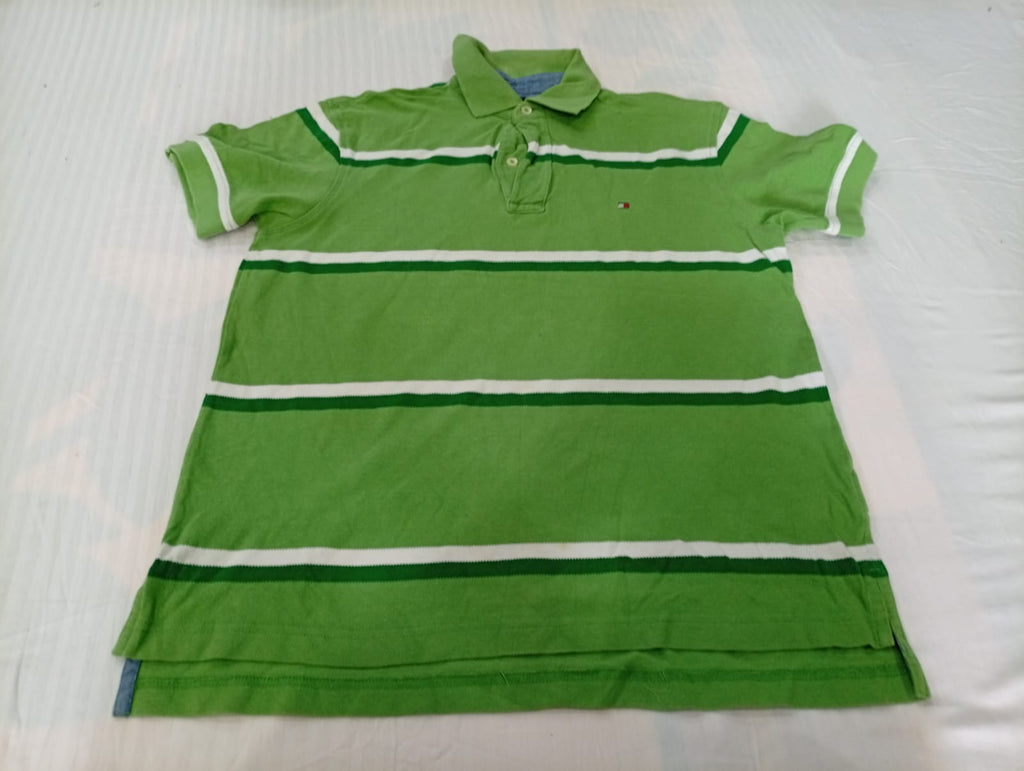 Vintage Tommy Hilfiger T-Shirts Bundle in mixed sizes and colours. Grade B/C.