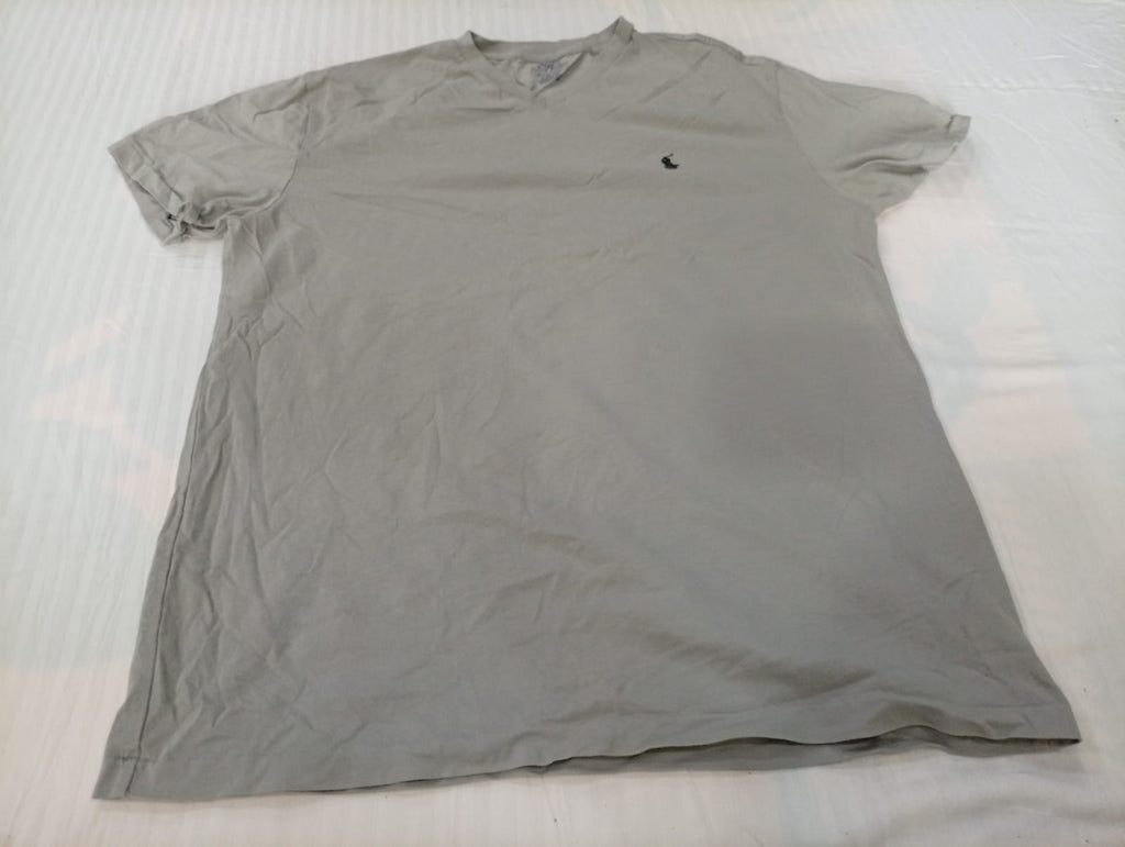 Vintage Polo T-Shirts Bundle in mixed sizes and colours. Grade B/C.
