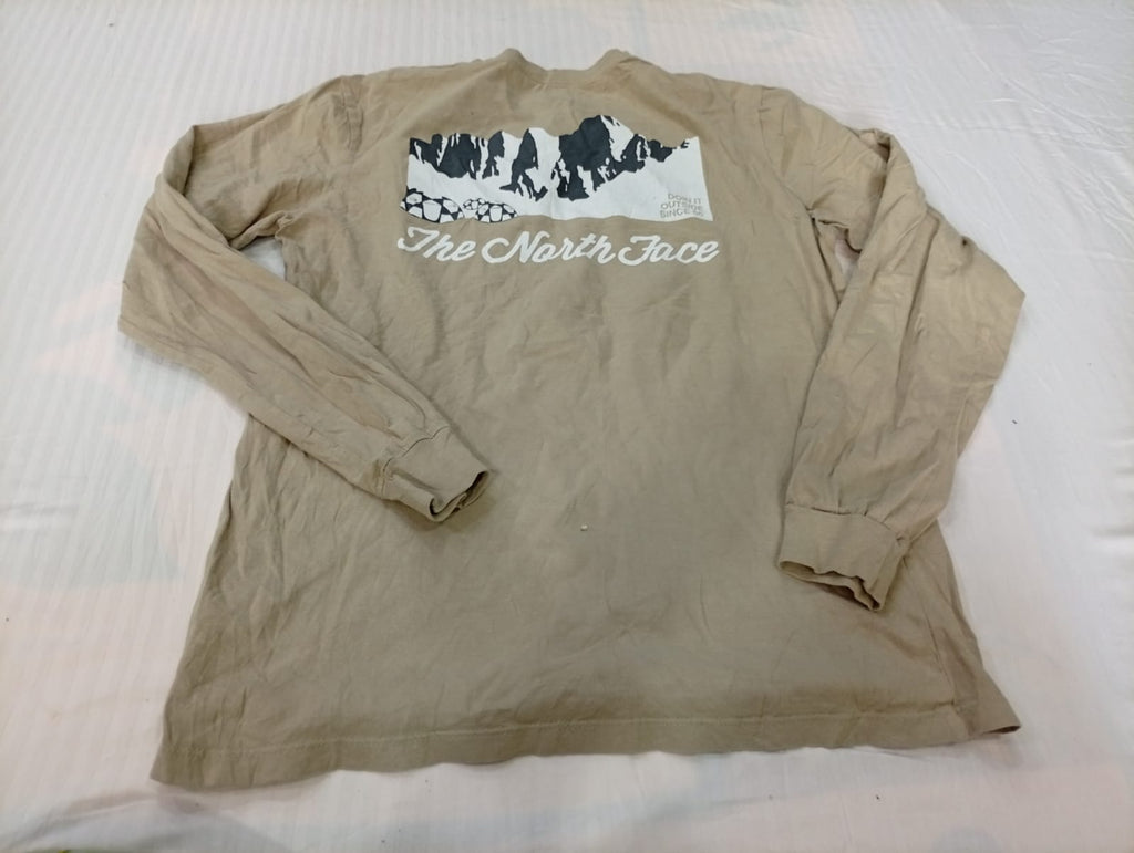 Vintage The North Face T-Shirts Bundle in mixed sizes and colours. Grade B/C.