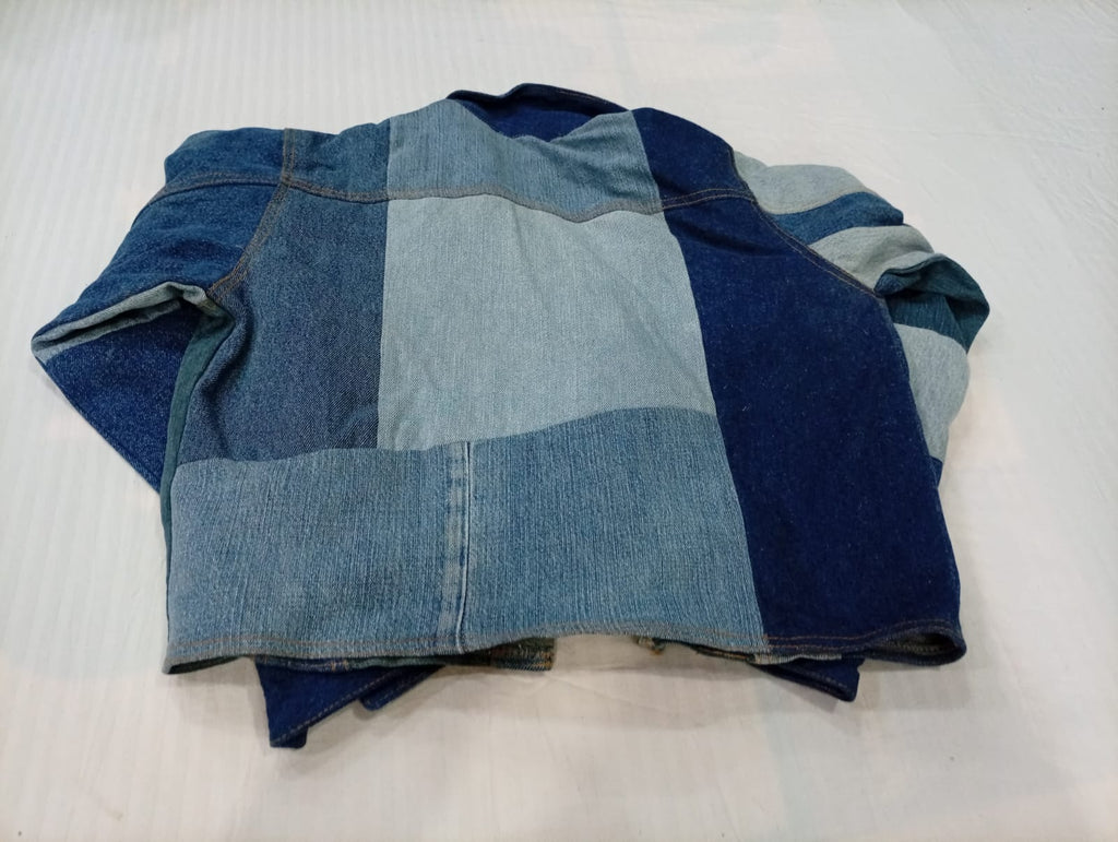 Upcycled Levi's Crop Jackets Bundle in mixed sizes and colours. Grade A/B/C.