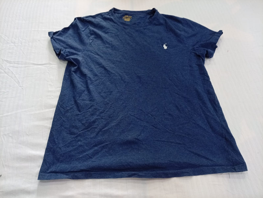 Vintage Polo T-Shirts Bundle in mixed sizes and colours. Grade B/C.