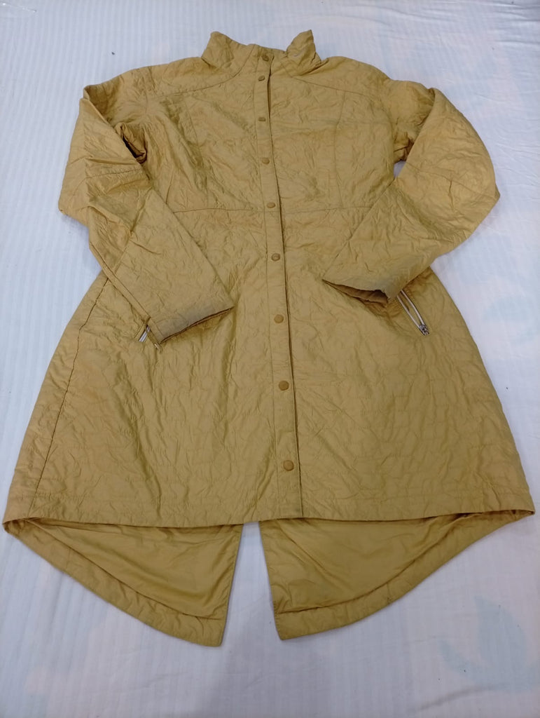 Vintage Nike Jackets and Hoodies Bundle in mixed sizes and colours, Grade B/C.