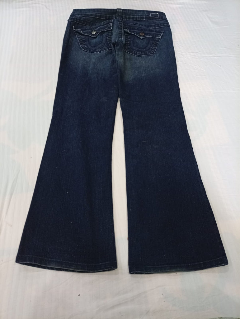 Vintage True Religion Flare and Straight Jeans in mixed sizes and colours, Grade B/C.
