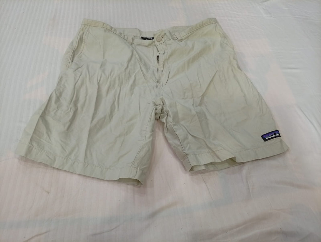 Vintage Patagonia Shorts Bundle in mixed sizes and colours. Grade A/B/C.