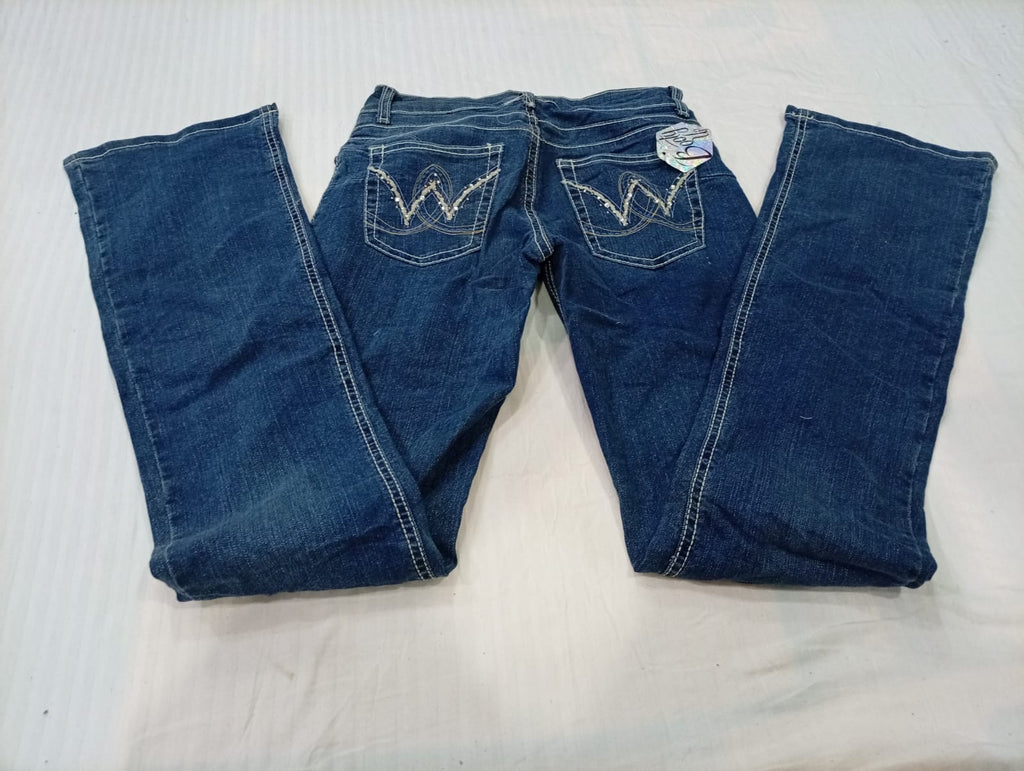 Y2K Flare Jeans Bundle in mixed sizes and colours. Grade A/B/C.
