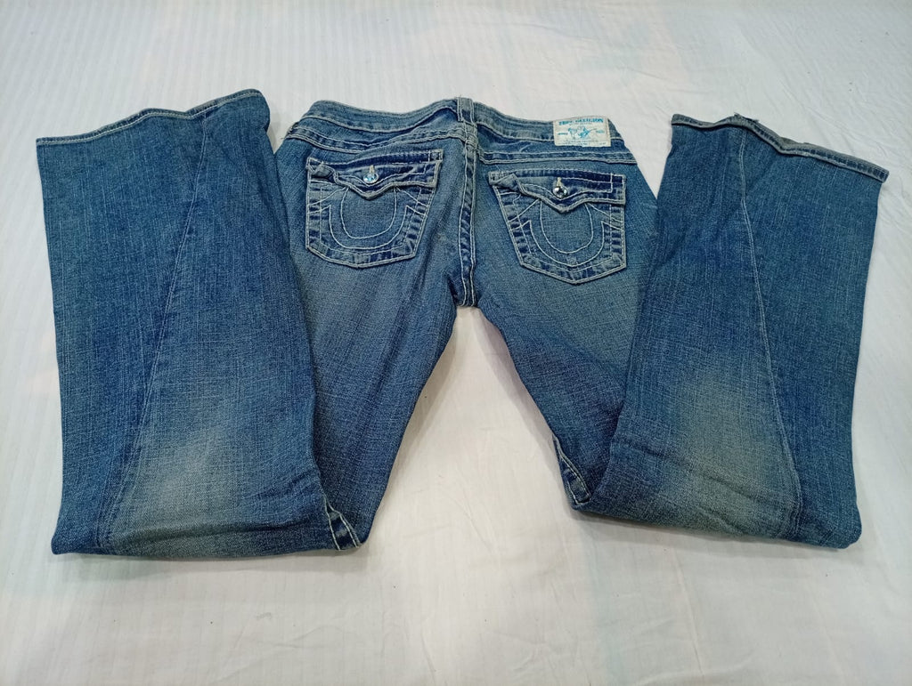 Vintage True Religion Flare and Straight Jeans Bundle in mixed sizes and colours. Grade B/C.
