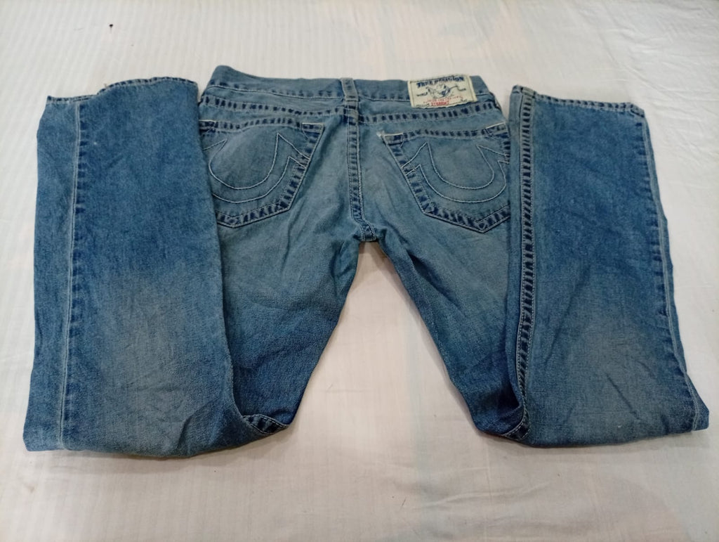 Vintage True Religion Men Jeans Bundle in mixed sizes and colours. Grade B/C.