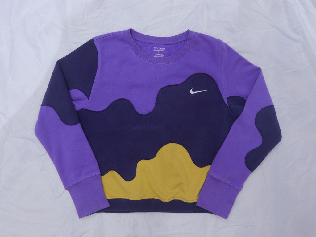 CR02309 Upcycled Nike Wave-Panel Crewneck Sweatshirts