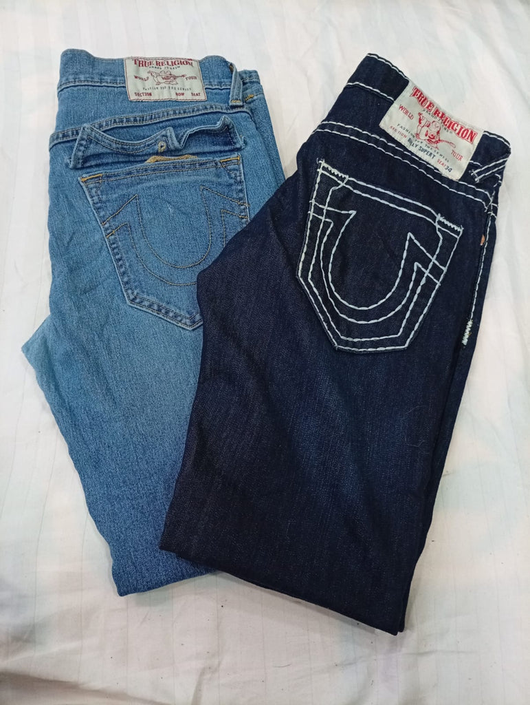 CR12253 Vintage True Religion Men’s Jeans