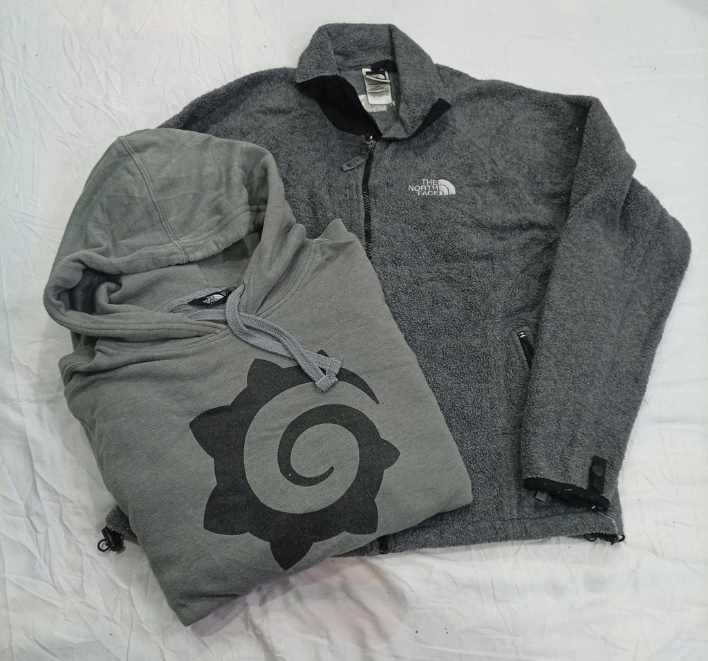 CR12496 Vintage The North Face Mix Bundle