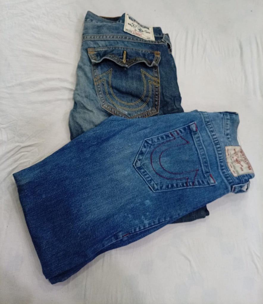 CR9256 Vintage True Religion Men’s Jeans