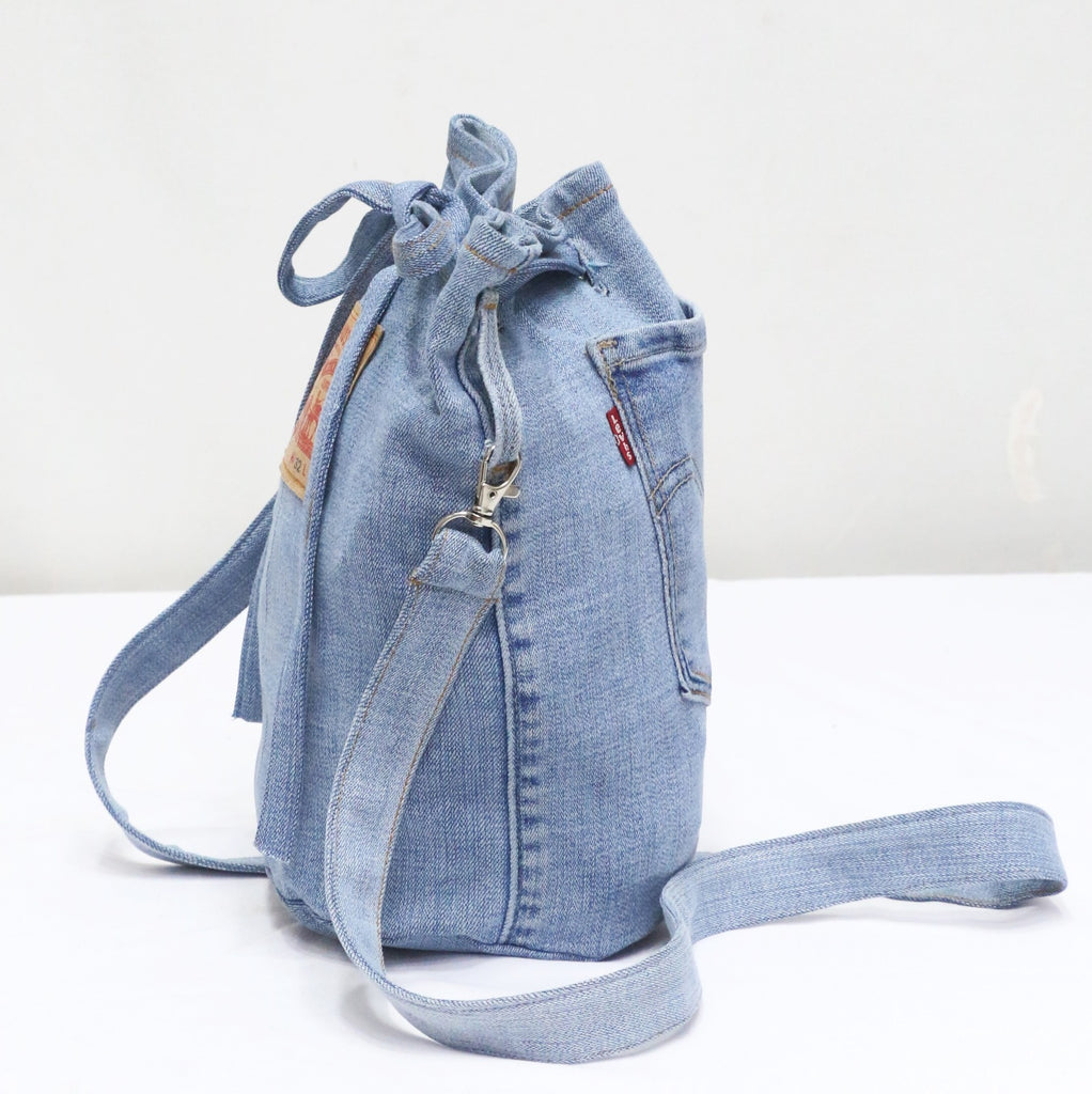 CR1954 UPCYCLED DENIM DRAWSTRING BUCKET BAG