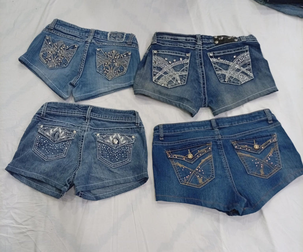 CR9150 UPCYCLED Y2K MINI DENIM SHORTS