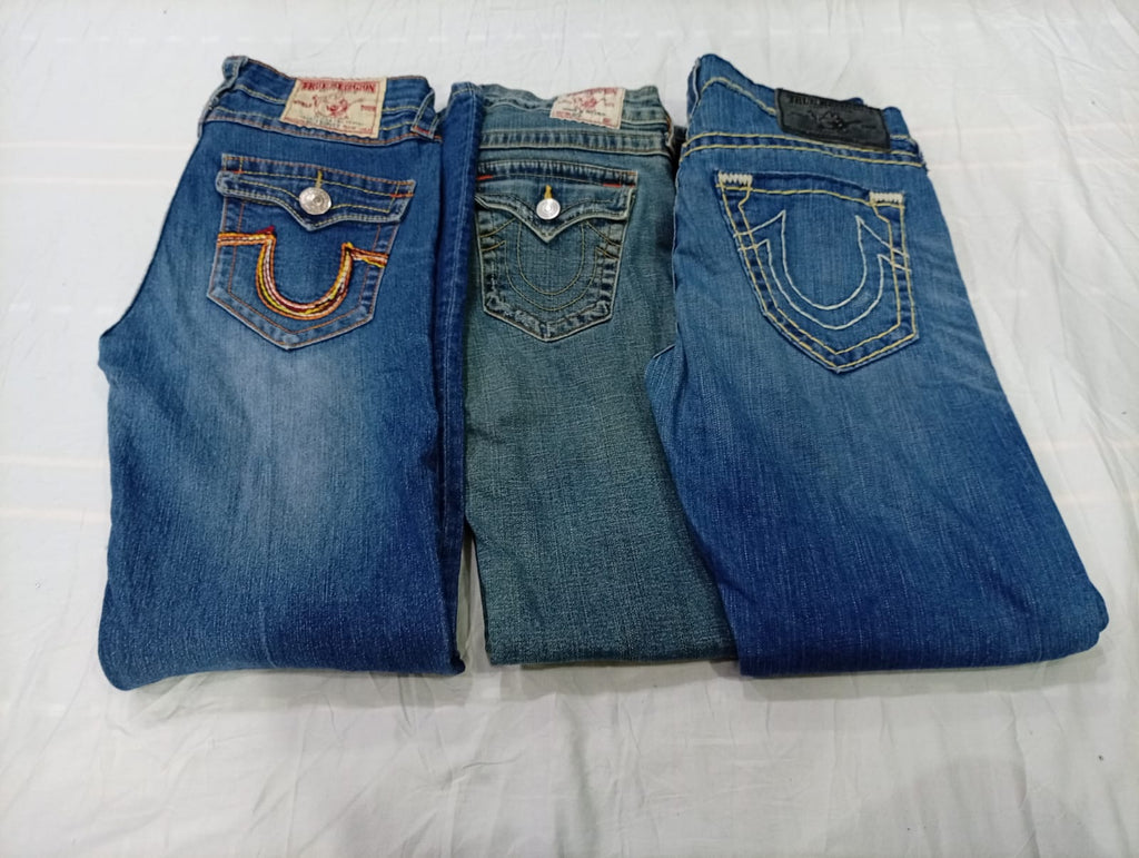 CR10463 Vintage True Religion Men’s Jeans