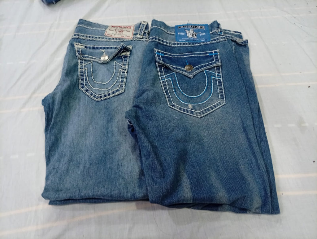 CR10771 Vintage True Religion Men’s Jeans