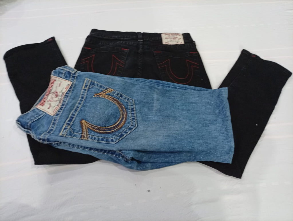 CR10778 Vintage True Religion Men’s Jeans