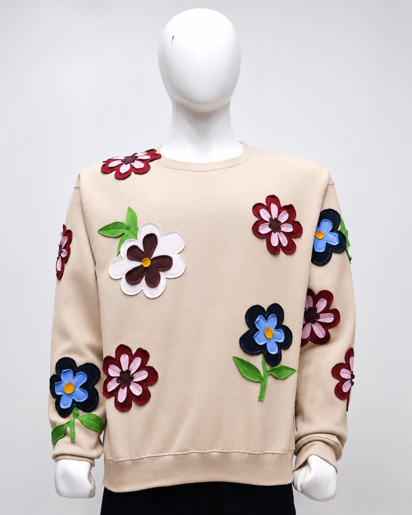 CR1975 UPCYCLED FLORAL APPLIQUÉ SWEATSHIRT