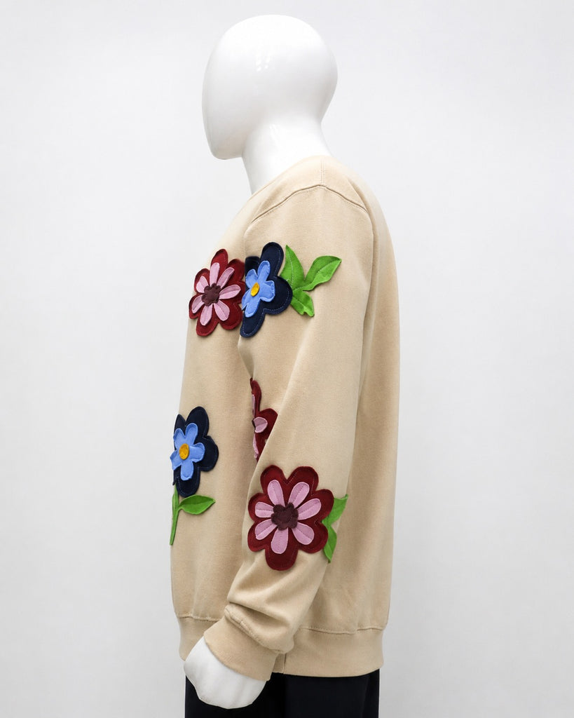 CR1975 UPCYCLED FLORAL APPLIQUÉ SWEATSHIRT