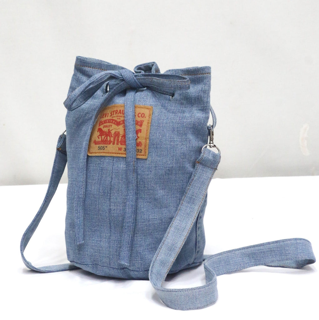 CR1954 UPCYCLED DENIM DRAWSTRING BUCKET BAG