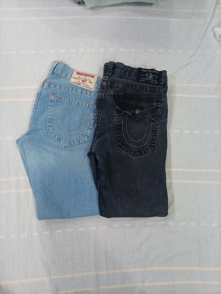 CR10630 Vintage True Religion Men’s Jeans
