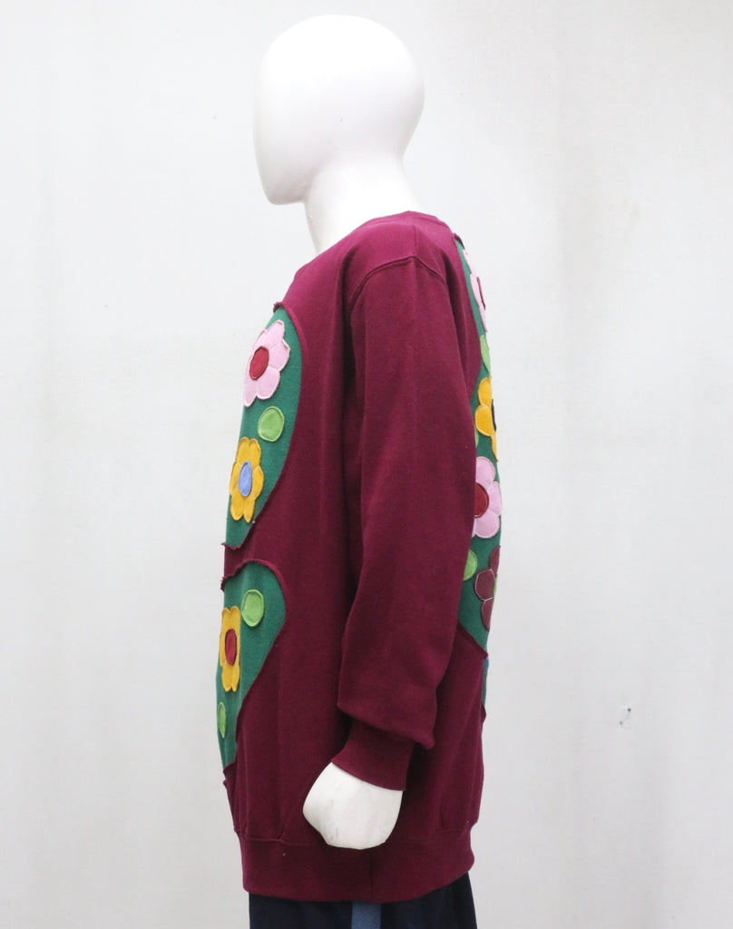 CR1979 UPCYCLED GARDEN PATCHWORK APPLIQUÉ SWEATSHIRT