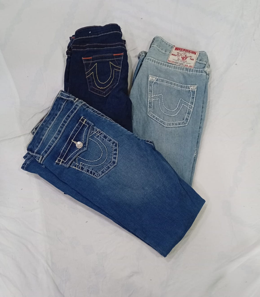 CR9401 Vintage True Religion Flare & Straight Jeans