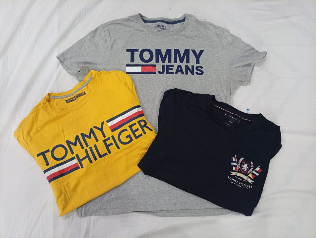 CR9668 Vintage Tommy Hilfiger T-Shirts