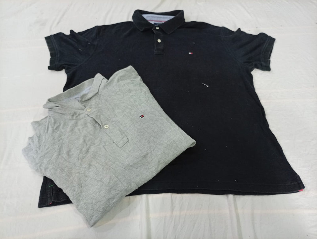 CR10885 Vintage Tommy Hilfiger T-Shirts